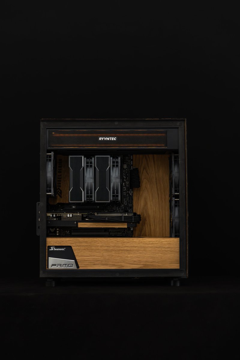 Aguel_design's tweet photo. Another collab with Ryvntec 👌🏻
Including NT620 LCP PRO cpu cooler, Airjet 360 crossflow fan and R32 case fans. https://t.co/u103rdW4p3