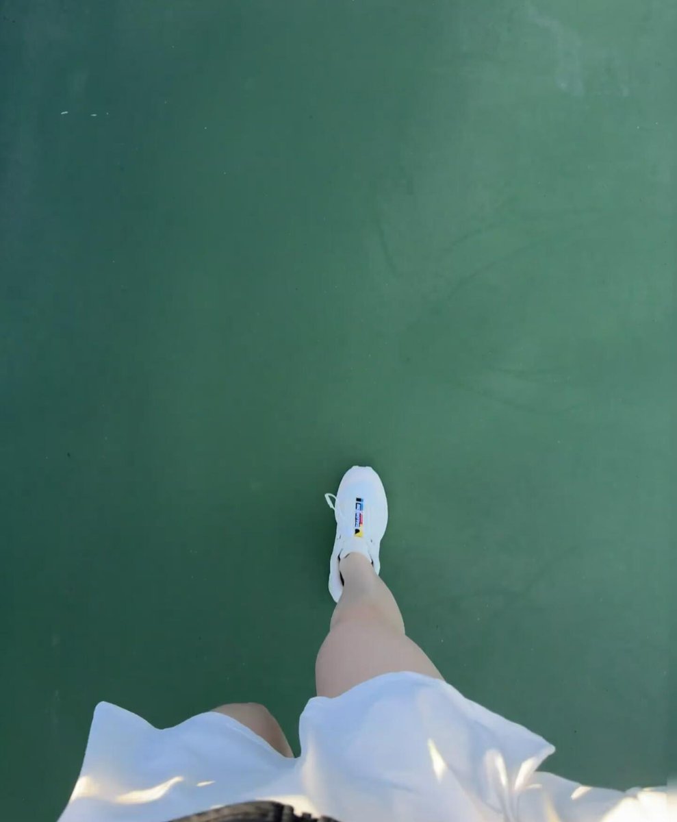 Violet_0Mist tweet picture