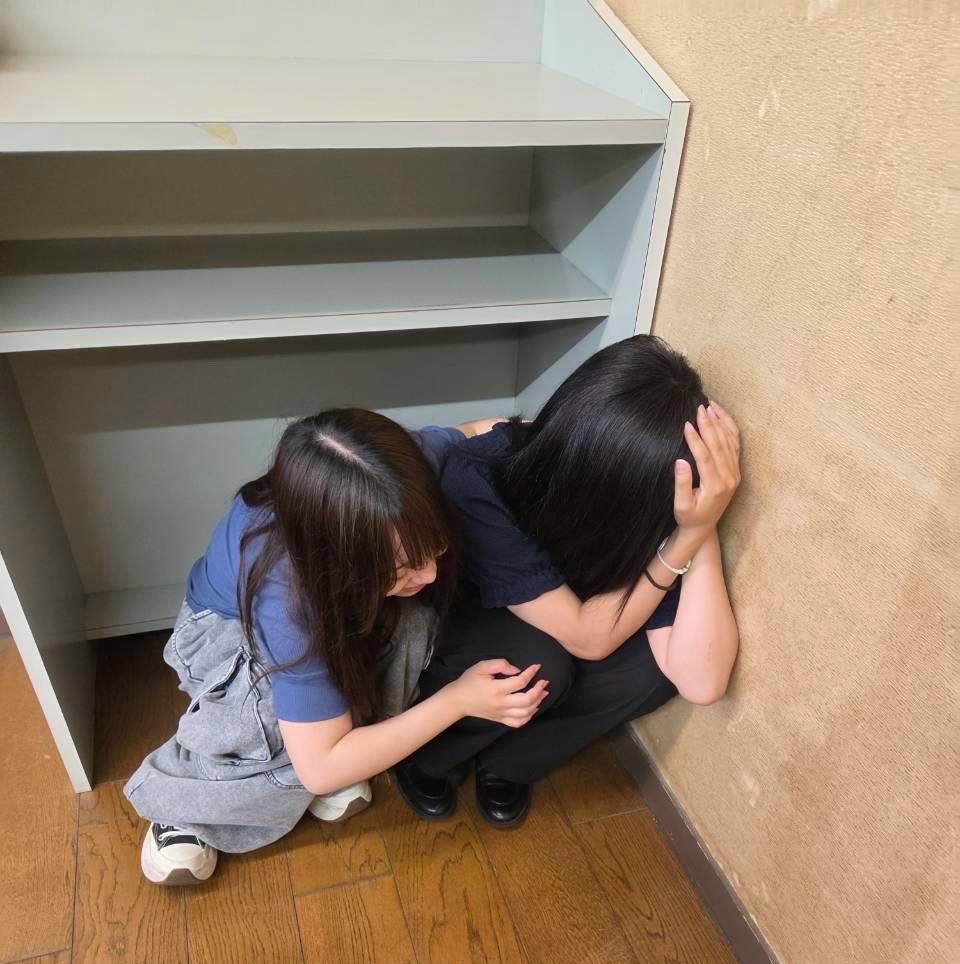 yucha_play's tweet photo. これネモネモオフショットなんですけど、
何も覚えていない。なにこれ。

スピンオフの話だった気はする。 https://t.co/d5E8s7O3bH
