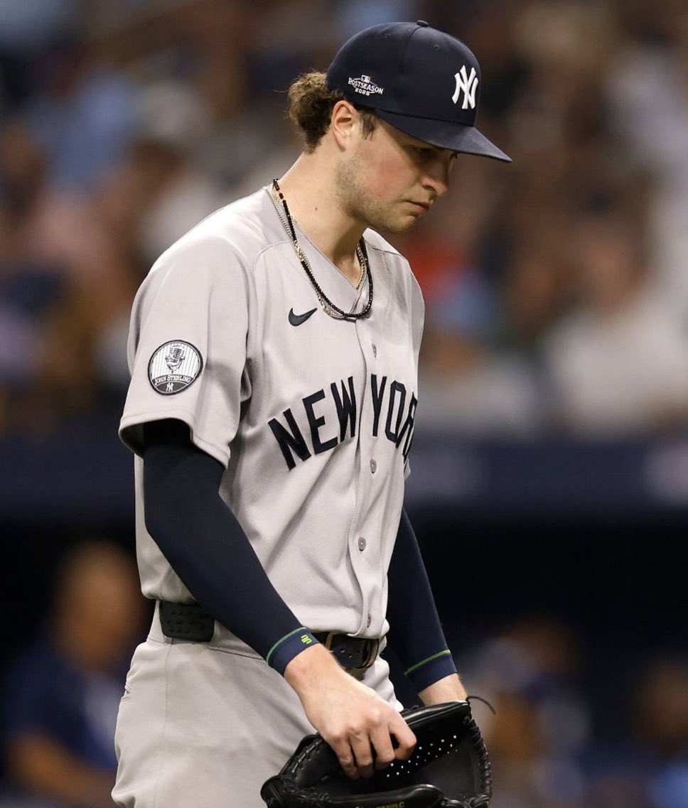 SleeperYankees's tweet photo. Yankees are down 0-2, how confident are you in the Yankees coming back in this series? https://t.co/WAWHLFyxn4