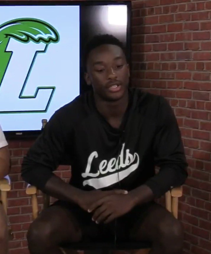 TribSportsLive's tweet photo. The Big Show tonight! @EaglesCphs’ Kevin Williams was in to receive the OS1’s Play of the Week, @LeedsFTBL’s @BrennenArc35012 received the OrthoAlabama Spine & Sport Player of the Week award and @GaiterTaylon represented the Greenwaves for the TSL Team of the Week. 
@GradyMGriffin @Hood_Coaching 

📺 https://t.co/J83jvhKS6Z