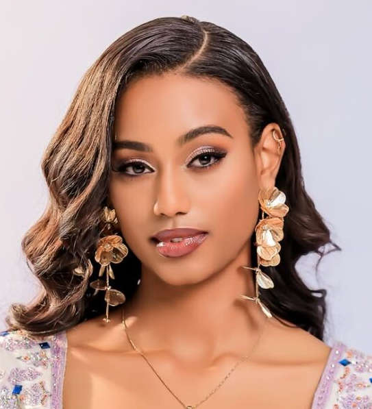 vallixi's tweet photo. @The_Seasoning @BigSlimeCori She clearly has never heard of the horn of Africa and these don't have to be mixed with white to be light. https://t.co/YYFmCz8Cb8