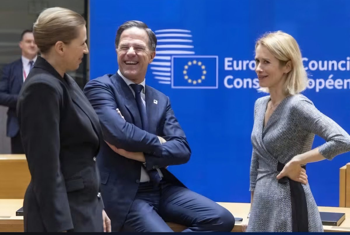 ChanceGardi's tweet photo. La Kallas quando ha annunciato che l'Estonia ha spostato i suoi soldati sul confine con la Russia 
- Esercito estone: 4.200 
- Esercito russo: 1,5 milioni https://t.co/BzkQxnudep