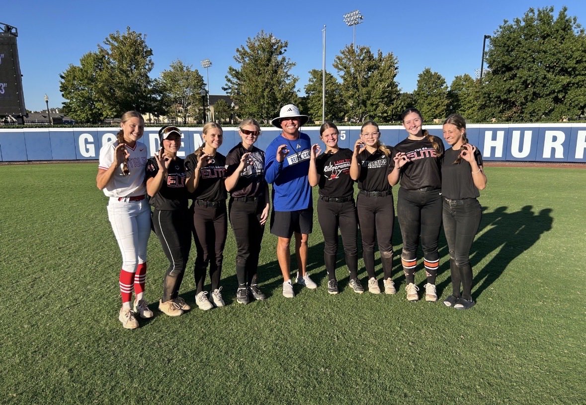 Bella_gilbert29's tweet photo. Huge thank you to @TulsaSoftball for an amazing team camp! I enjoyed learning more about the program, competing against great athletes, and working with @djgasso and his staff! Reign ‘Cane 🌀@RyanWondrasek @amber_fiser 
@TulsaEliteSB 
@TulsaElite2829 https://t.co/PQcJZ7kSsJ