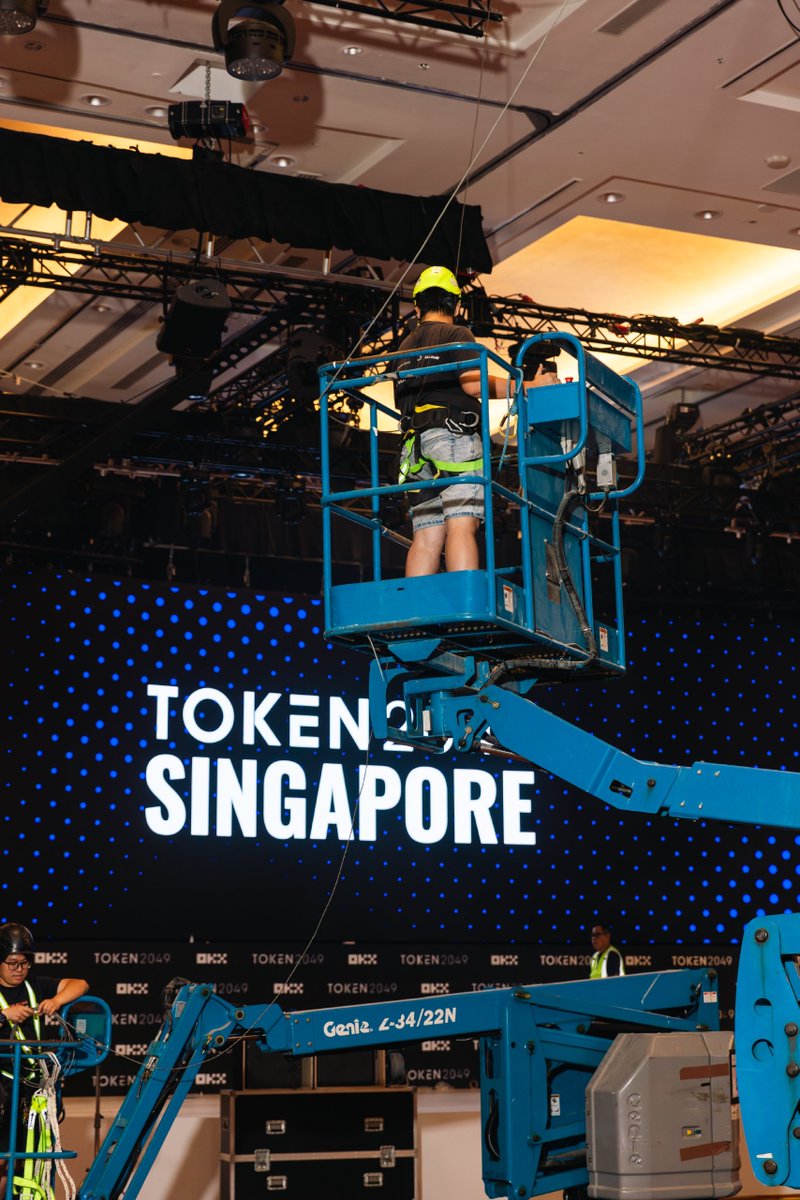 BlockRise_io's tweet photo. Gm @token2049 👋

Blockrise is in Singapore this week 🇸🇬

We're an early-stage Web3 VC backing founders from 0→1.

Focus areas:

🤖 AI
🏗️ Infrastructure
💸 DeFi
⛓️ L1s

Long-term conviction, not hype.

Building in these spaces? 

DMs open, let's grab a coffee ☕ https://t.co/D78KMN2vT5