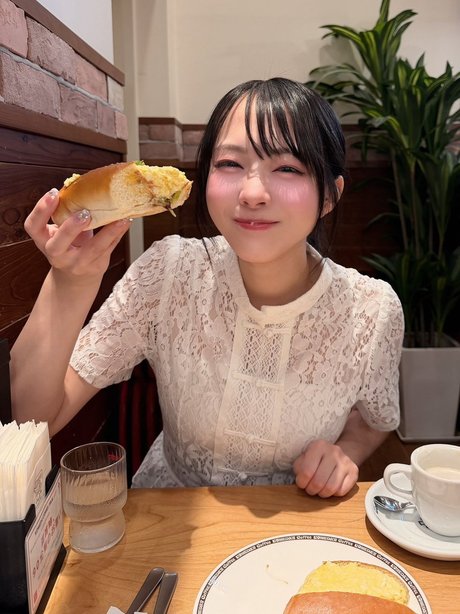 starnote_rina's tweet photo. お昼何食べるの？･𐃷･ https://t.co/dVvXPLFqHZ