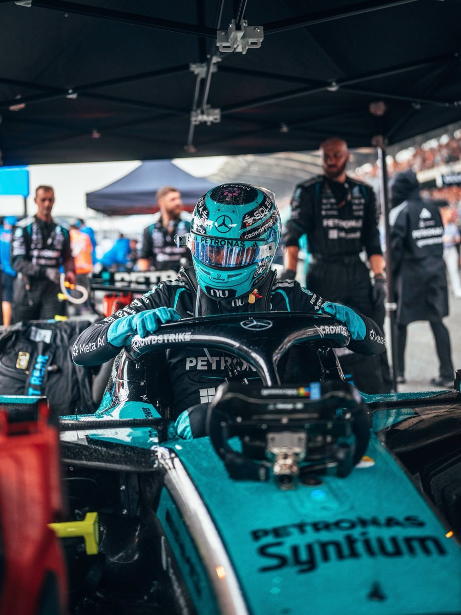 F1Mercedesrp's tweet photo. Putting the rain in Bahrain GP in Malaysia โ๏ธ๐
#F1RP #BahrainGPRP - @Formula1FRP https://t.co/FQo6qyoqOz