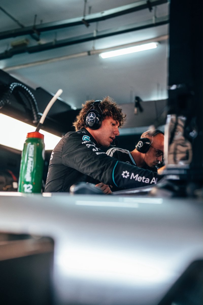 F1Mercedesrp's tweet photo. Letโs give that another go! ๐ฎโ๐จ
#F1RP #BahrainGPRP - @Formula1FRP https://t.co/NTaO8T0eaG