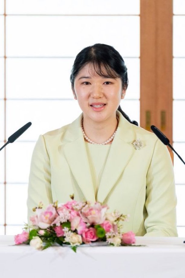 kawatatsunews's tweet photo. 『両親は、私の喜びを自分のことのように喜び、私が困っているときは自分のことのように悩み、親身に相談に乗ってくれるような、私がどのような状況にありましても、一番近くで寄り添ってくれるかけがえのない有り難い存在でございます。これまでたくさんの愛情を注ぎ育ててくださったことに深く感謝しております。』