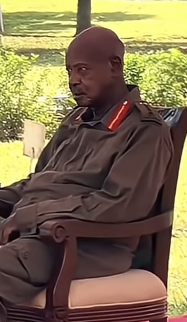 AbrahamKiliba's tweet photo. stayed in presidential seat illegally not elected but forcing himself on people trying to creat a kingdom https://t.co/tsM3V5UYhd