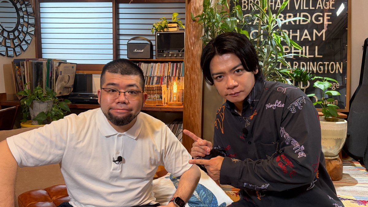 comicscrystalBS's tweet photo. ＼放送情報／
 
 レギュラー初回放送までついにあと１日！✨
 
#安島薮太 先生 #前田治郎 先生
#野田クリスタル さん #吉川きっちょむ さんに

お写真をいただきました📷💥
 
 『漫画クリスタル』初回は
#BSテレ東 
10月7日（水）深夜24時30分から放送📺🙌
ナレーション #サカイJr. https://t.co/GvTk8qBUuO