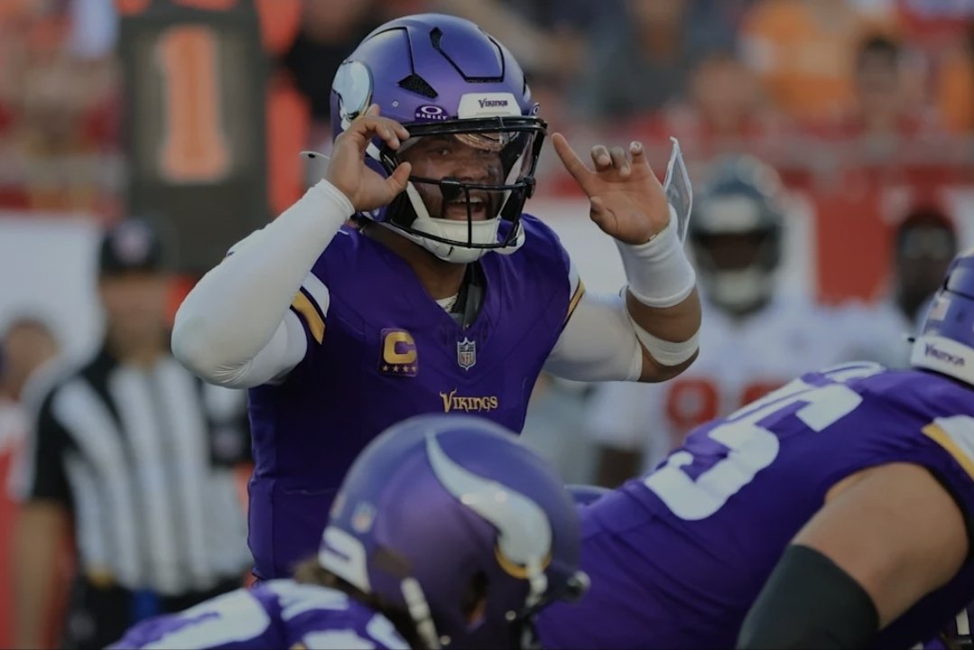 OstoyicKyle's tweet photo. l'd like to see Kevin 0'Connell take a few pages from Carolina's playbook. The way Panthers use Bryce Young is how I think KOC should use Murray. Get him moving, use RPOs, play-action and designed runs, and let him play to his strengths. 

#Vikings https://t.co/K6H86SVIqt