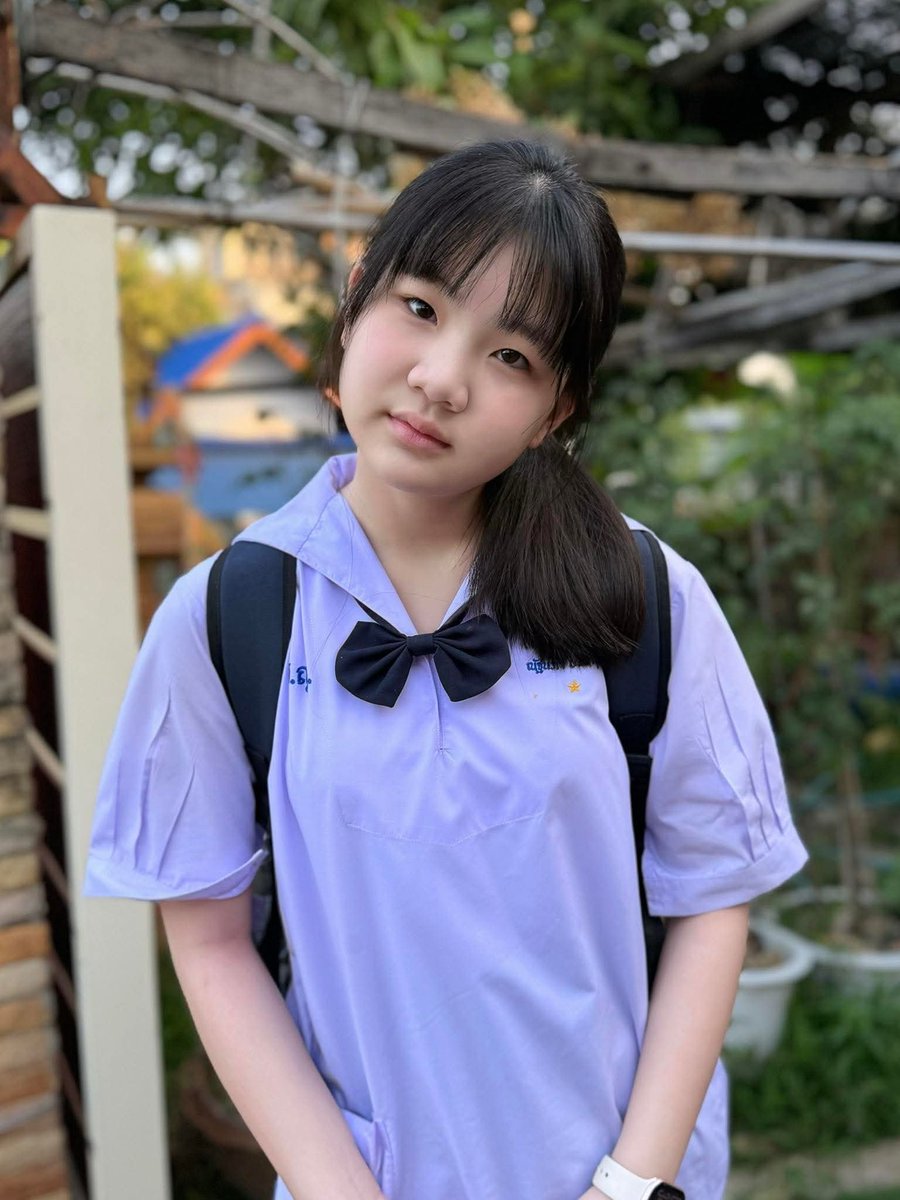 8jtxln's tweet photo. @MkYy423688 อยากเยสคาชุดนักเรียนทุกวันจัง https://t.co/rF7TlDZNRn