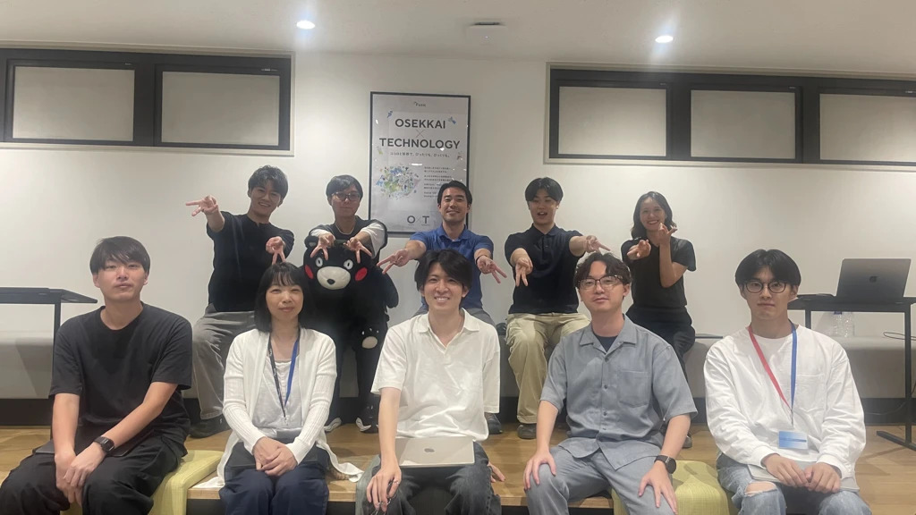 fusic's tweet photo. 【「Fusicってなんしようと？」公開！】

今回ご紹介するのは、第25回 Fusic開発合宿！😆

職種を越えて、自由に試し、学び、形にする。
Fusicらしい1日の様子をぜひご覧ください✨

詳細はこちら👇
https://t.co/RWGGJ7GYVw

#Fusic #開発合宿 https://t.co/J4Qiy5c8ok