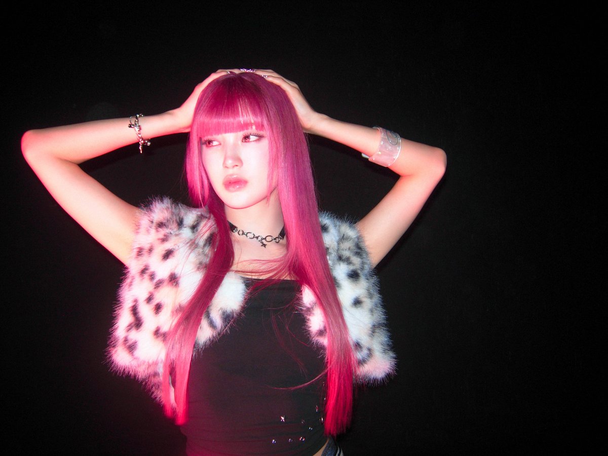 official__ME_I_'s tweet photo. ┅┅┅┅┅┅┅┅┅┅┅┅┅┅┅┅┅┅┅┅

𝑪𝒐𝒏𝒄𝒆𝒑𝒕 𝑷𝒉𝒐𝒕𝒐 ・ 𝑹𝑶𝑳𝑳 𝑾𝑰𝑻𝑯 𝑰𝑻 𝑽𝒆𝒓.
#MIU

┅┅┅┅┅┅┅┅┅┅┅┅┅┅┅┅┅┅┅┅

ME:I 5TH SINGLE
꧁ 𝑹𝒐𝒄𝒌 & 𝑹𝒐𝒍𝒍 𝑷𝒓𝒆𝒕𝒕𝒚 ꧂
https://t.co/pjWjidSZWw
Dec 2, 2026 Release

#ME_I_Rock_Roll_Pretty
#ME_I #ミーアイ #미아이
