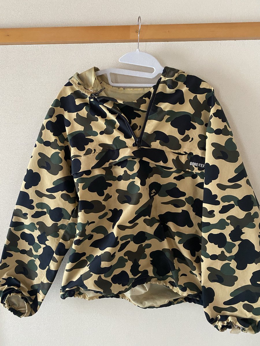 wk_28009's tweet photo. いつの年代の物かわかる方いますか？
#stussy #STUSSY
#bape #ABATHINGAPE
#古着 https://t.co/LQ3ymw8xR6