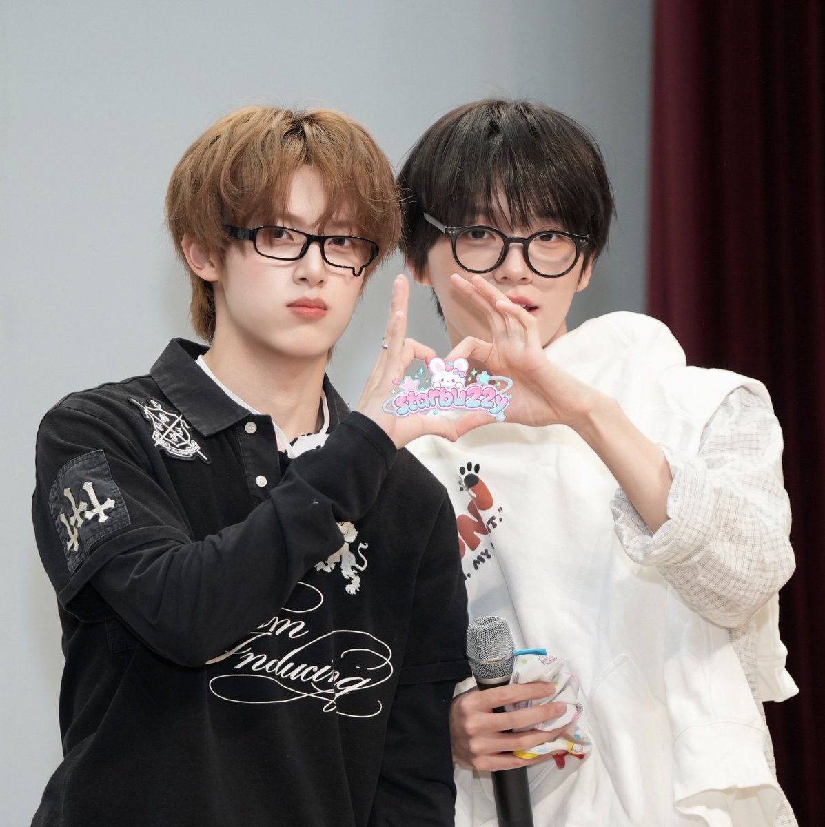 starbu22y's tweet photo. 何か起きちゃうようなサイン🪄

#MASATO #마사토 
#JINYU #펑진위
#VAYONN #베이온 https://t.co/38D2rZX4OI