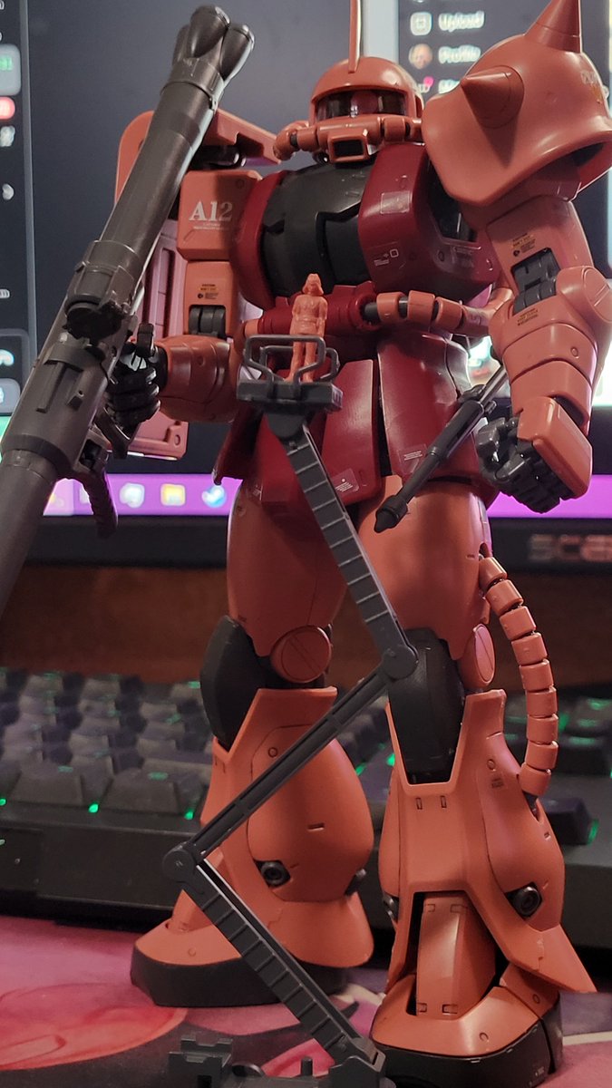 Taiwookai's tweet photo. MG Char's Zaku II https://t.co/QvaaQciTxU