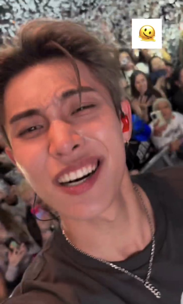 ohyulyul's tweet photo. Whenever he made this expression😳 https://t.co/tgKgvEyOsD