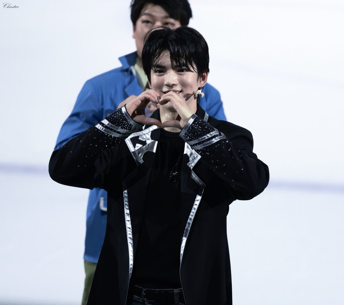 dhk_cha_cha_cha's tweet photo. 260814 나 혼자만 레벨업 on ICE 포토타임

성진우 役 #차준환

아직 끝나지 않은 차진우 포토타임🫶 https://t.co/GbHBlMf8Pu