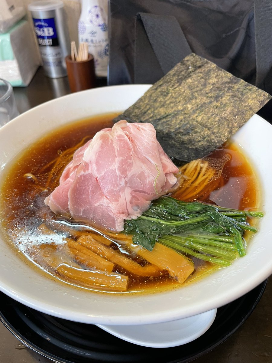 saegoodjob's tweet photo. 登米にマツエク来たから　初めて　麺屋一塊さんに。あたしの好きな、🍜でした。..._φ(`･ω´･ ●)ﾉ ごっちょさ~んでした。 https://t.co/ThPYYGiOC9
