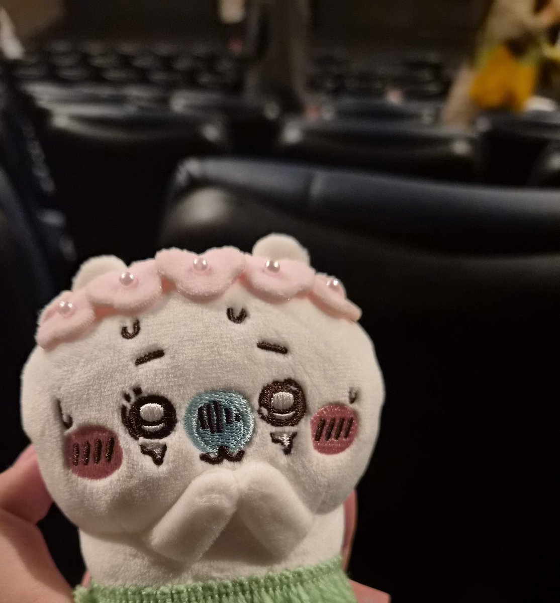 wawale06's tweet photo. 드디어 인어의 섬 봤어요😙
근데 너무 충격받음 https://t.co/kfZQfkjib5