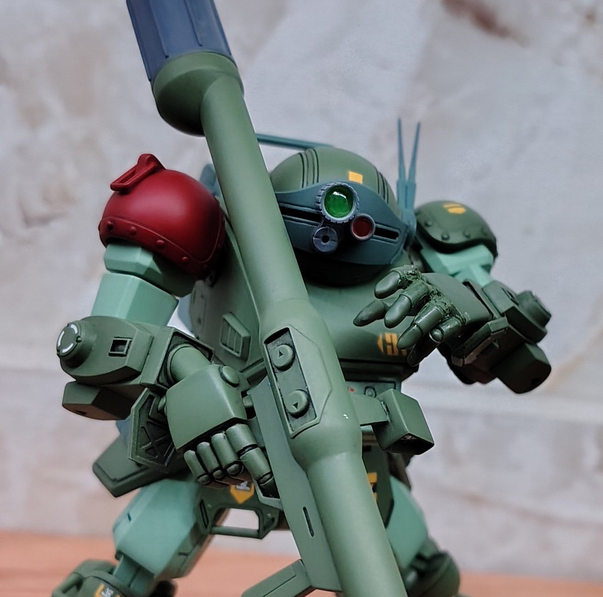 DoodlesFrntDoor's tweet photo. Modified an HG scopedog hand to be a little more expressive, also gave it a WAVE peg since that's the kit it'll be going on 

It's still rough and I might adjust the finger positions more but it really helps the wave kit feel more alive https://t.co/KaCEZRcoUu