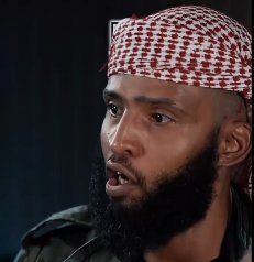 sneako's tweet photo. Luk at me I am dee goyim now https://t.co/Xyl9maHQ6R