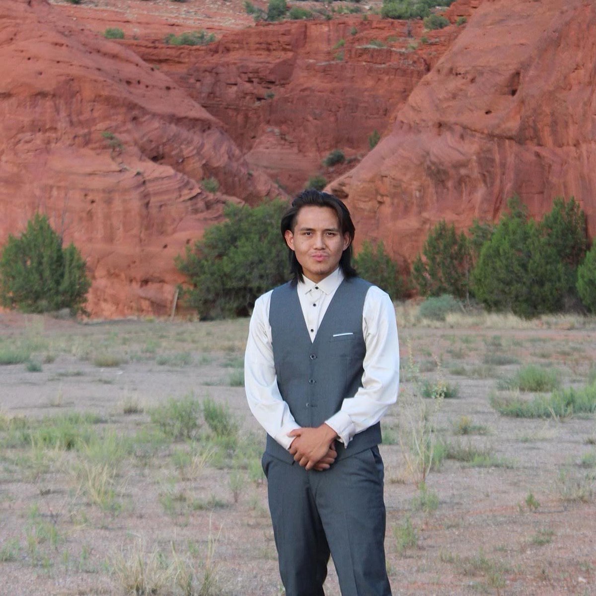 SWNAF1's tweet photo. Jalen Panana - 2026 SWNAF Scholar

Whiterock, NM

Diné / Walatowa (Navajo &amp; Jemez)

Civil Engineering program- Construction Management 

UNM Albuquerque https://t.co/YgLffX56vA