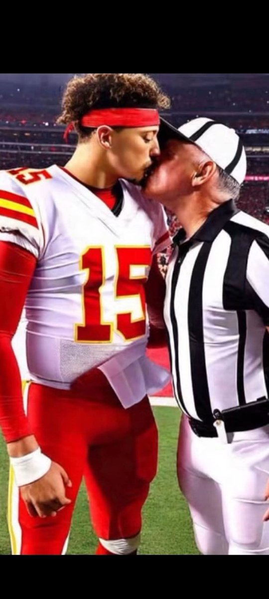 frankso38958538's tweet photo. @Saulzy15 We know you southerners like hosing your cousins and we didn't want your boys confused. Kirk is a cousin's. https://t.co/cjrX7oawcg