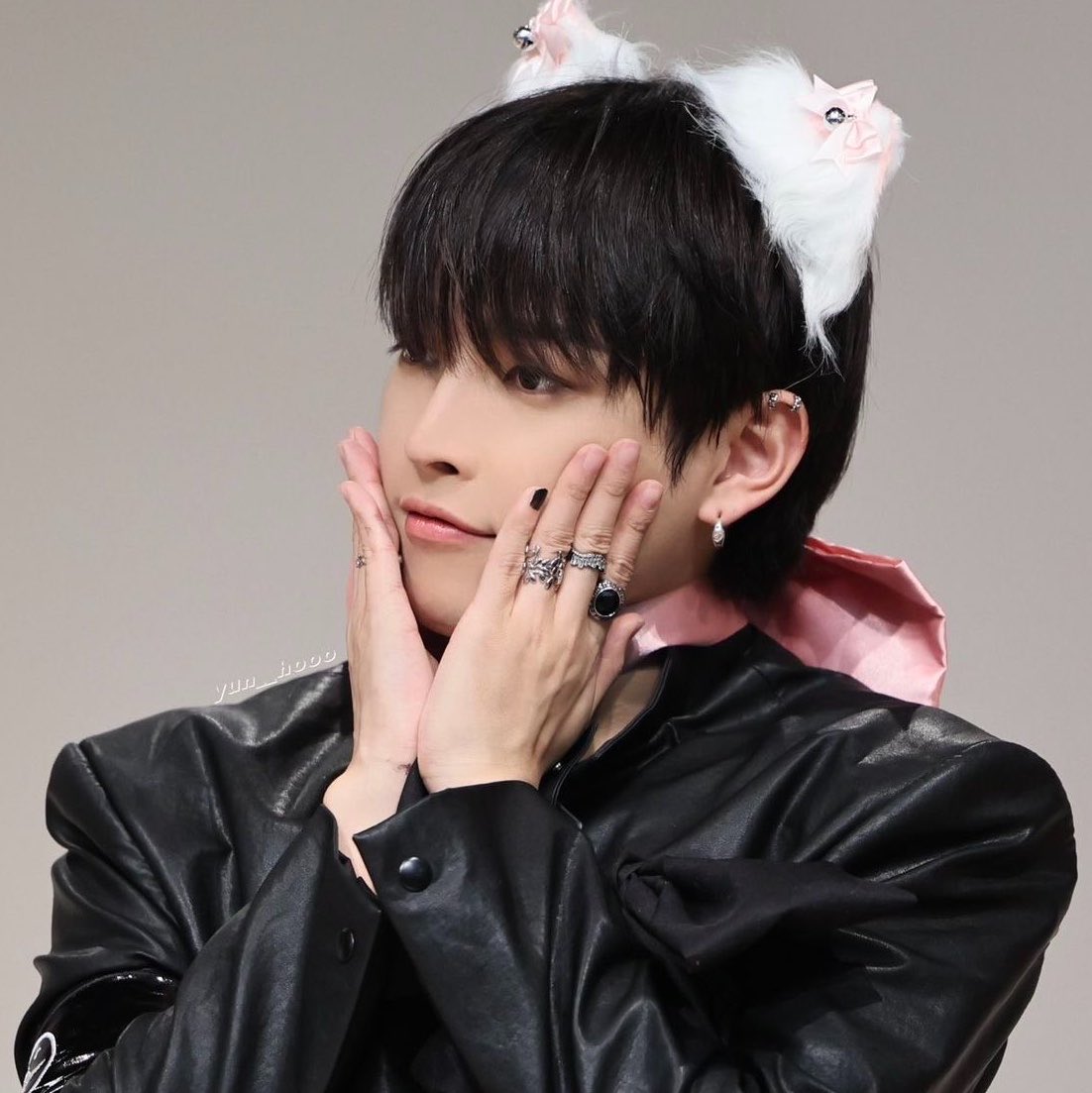 joongnova's tweet photo. feeling very hongkitty rn hai https://t.co/7Iw33jONTM