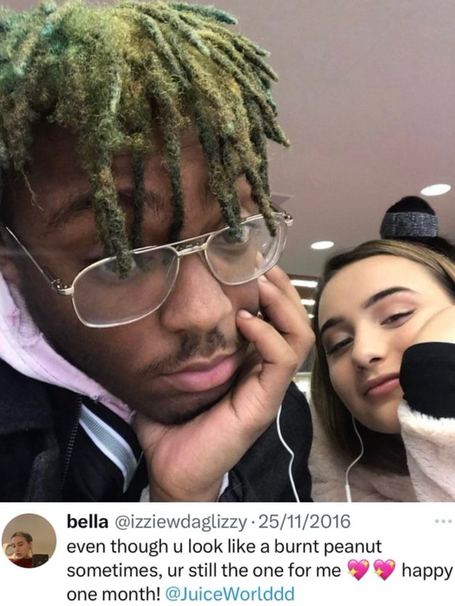 soundlikesex's tweet photo. Juice Wrlds “goodbye &amp; good riddance” wouldn't exist without his relationship and breakup with Bella.

- Juice WRLD was 17 &amp; Bella was 14 at the time
- The original project was called "fuck you bella"
- He later changed the title to “goodbye &amp; good riddance” https://t.co/lmaEY8J8Bn