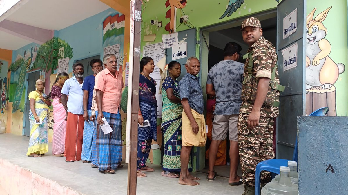TNelectionsCEO's tweet photo. Commencement of Poll in Madurantakam (SC) and Dharapuram (SC) Assembly Constituencies, marking the start of polling for the Bye-Election 2026.

@ChengalpattuDeo  @ECISVEEP 

#ChengalpattuDistrict #Madurantakam #ByElection2026 #GoVoteToday #YourVoteYourRight https://t.co/HbOOuMIX7h
