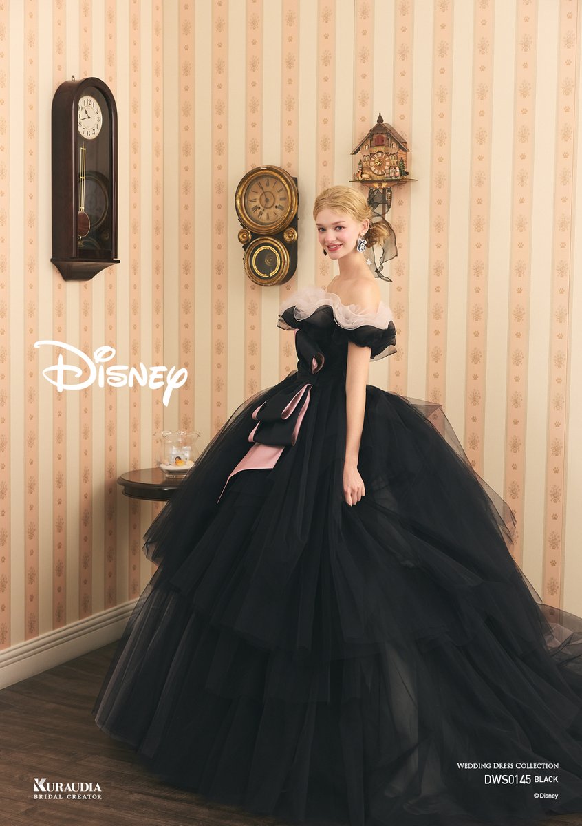 placole_dressy's tweet photo. 【本日10/6情報解禁👗】
フィガロからインスパイアされた
新作ドレスコレクションをご紹介🐈‍⬛💤
#ディズニーウェディングドレスコレクション12th

https://t.co/q60p91ouwv https://t.co/ueBjLJ6Qym