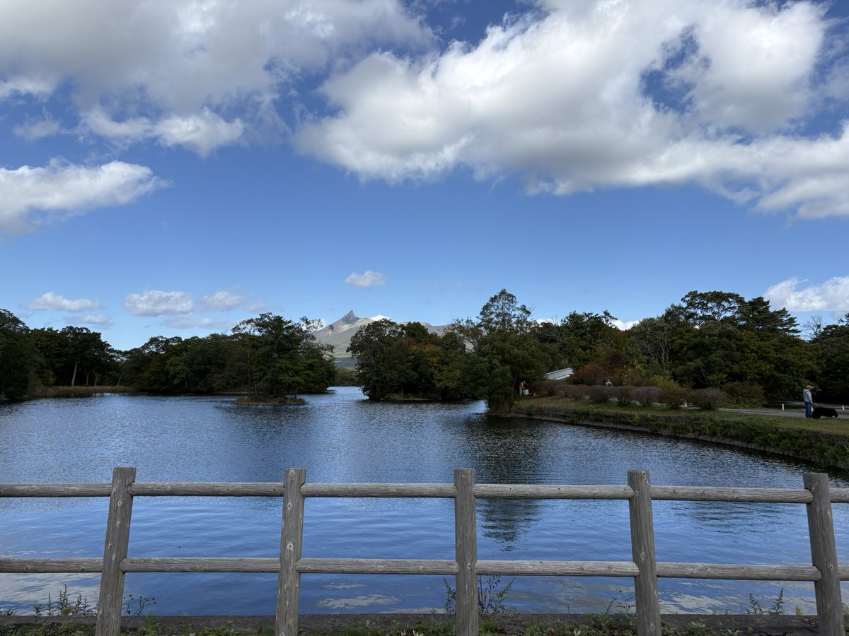 Faporgra627's tweet photo. 大沼国定公園に行ってきた！！
いい天気だから景色もめちゃくちゃ綺麗だった✨ https://t.co/bxszD2UpnV