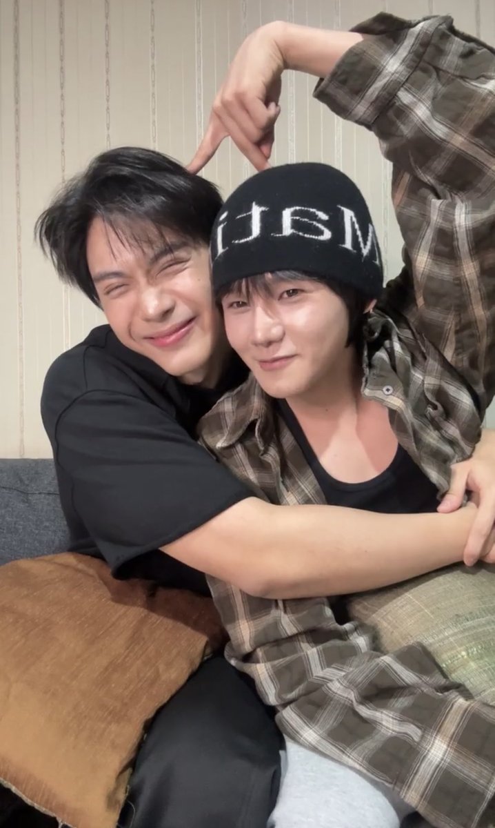 omomochibl_0's tweet photo. だんだんとおめめないないになってくToptap可愛すぎるよぉぉぉ😭😭😭😭 https://t.co/9TCePV3rZt
