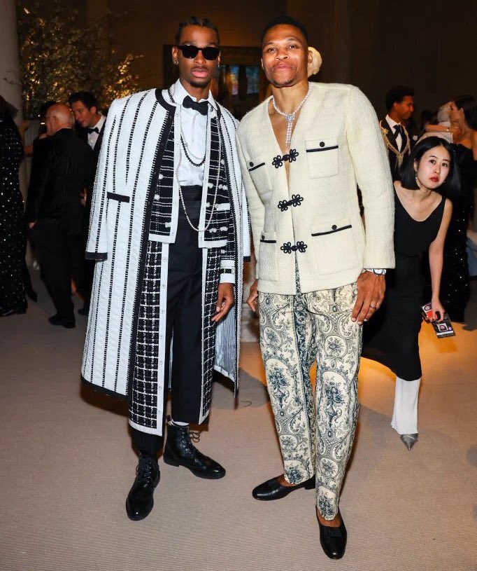SleeperThunder's tweet photo. Shai Gilgeous-Alexander says Russell Westbrook is just a “phone call away” if he ever needs anything.

“We started off in the same agency, so that’s when the relationship was first built. He's honestly just like a great human despite what people have said about him. Russ is amazing. He's always been a phone call away if I needed something, if I needed to bounce something off of him, if I needed some advice, like he's the real deal. He's an A+ human. A+ basketball player. Like, it doesn't get better than Russ. That's my guy and he had a great career and sad to see him go.”

❤️❤️❤️

(Via @MichaelOnSports)