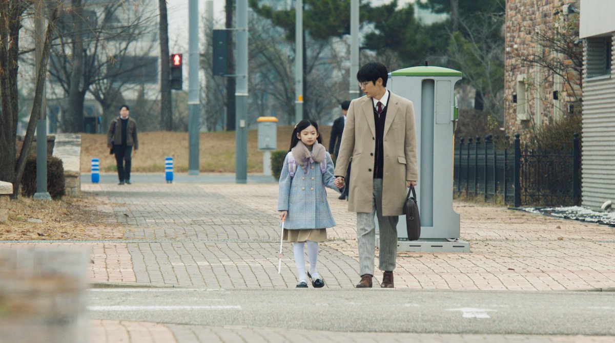 NAMOOACTORS2004's tweet photo. [#NEWS] 이준기·사카구치 켄타로 첫 호흡…‘키드냅 게임’ 베일 벗는다
▶ https://t.co/PWRNPvmaTj

#이준기 #키드냅게임 #LEEJOONGI #kiDnapGAME https://t.co/2mBy0bQ93z