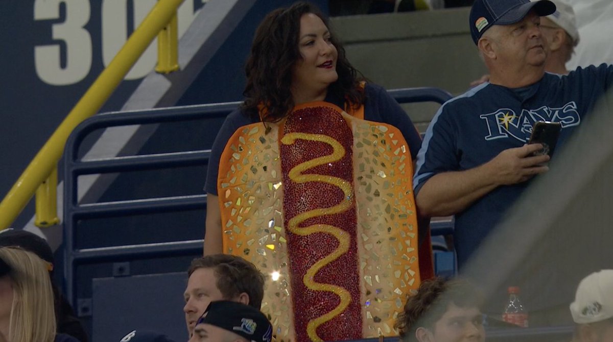 Cut4's tweet photo. Postseason fit check 😮‍💨🌭 https://t.co/FPsZVOUpJy