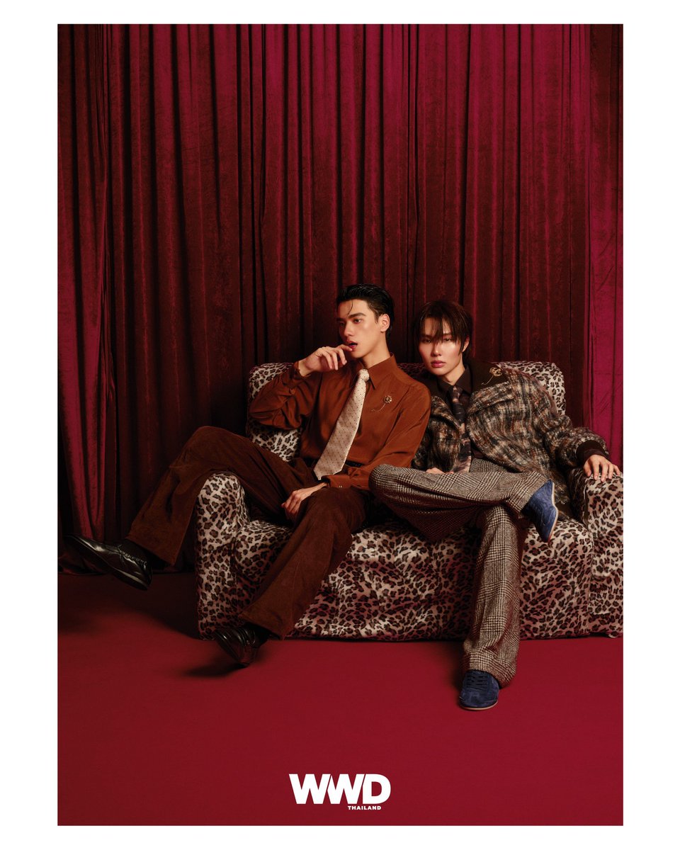 WWDThailand's tweet photo. “น้ำปิงมองว่าแฟชั่นเป็นสิ่งที่เอาไว้แสดงออกถึงตัวตนและความชอบของเรา ไม่ใช่แค่ดูว่าชุดไหนสวย เราติดตามแบรนด์ ดีไซเนอร์ พวกเขาสร้างแรงบันดาลใจให้เราได้เยอะมาก” น้ำปิง นภัสกร ถ่ายทอดมุมมองที่มีต่อแฟชั่น

#WWDThailand
#DolceGabbana
#DGFW26
#KengHarit
#nampingster https://t.co/DUJtWC74bS