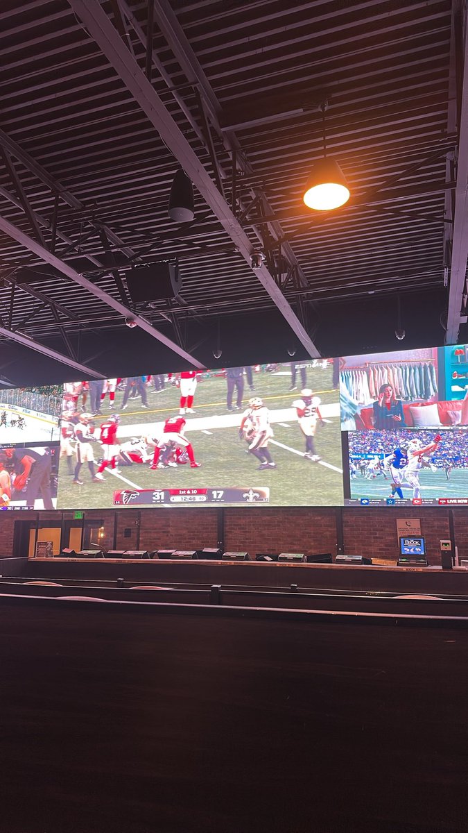 Bob_fudge69's tweet photo. #GrrrrMondays @Dr_BChaw @DonaldYeezar @RockinRay12 @jimmymilli122 @EarlLeeRiggins @JohnHasselbeck8 @smith49828 I fucking hate the brook just lost $400🤣🤣
Rather lose it here then to my bitch ex wife... am i right????🤣🤣🤣 https://t.co/d58Jyy0Zaq