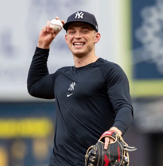 SleeperYankees's tweet photo. Ben Rice this postseason:

4 games
4 homers

The only player who cares. https://t.co/mUCDorZfQL