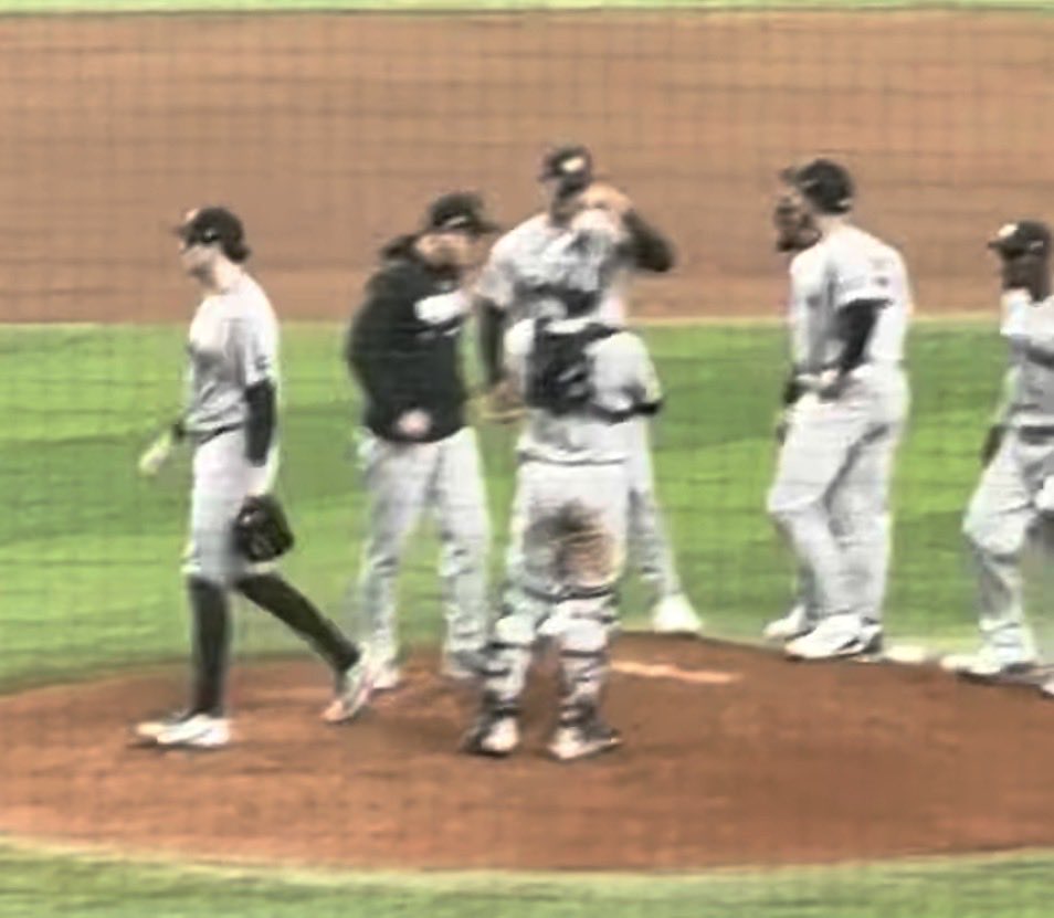 HunterMaggiaco2's tweet photo. @natedelvecchio1 @MLB https://t.co/UsOMl2U5ZP