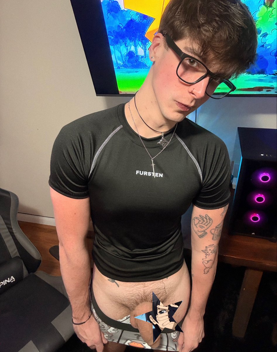 4rseni1's tweet photo. https://t.co/5vBpzyAoL4 🍆💦 https://t.co/onQ7ZAXEUb