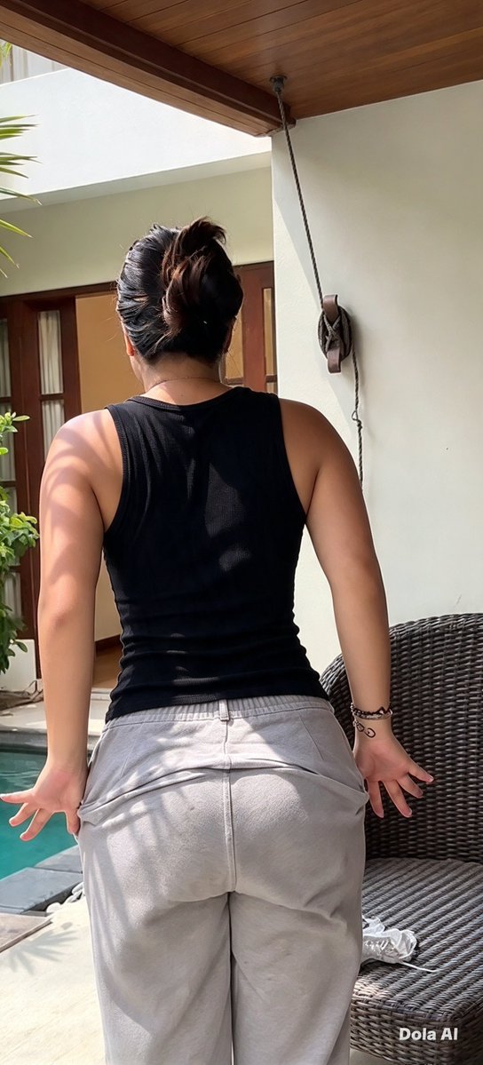 hwangjl's tweet photo. Drama Tante dan bule di hotel bali

https://t.co/zqejHLHgmB https://t.co/F0MqcmPBPw