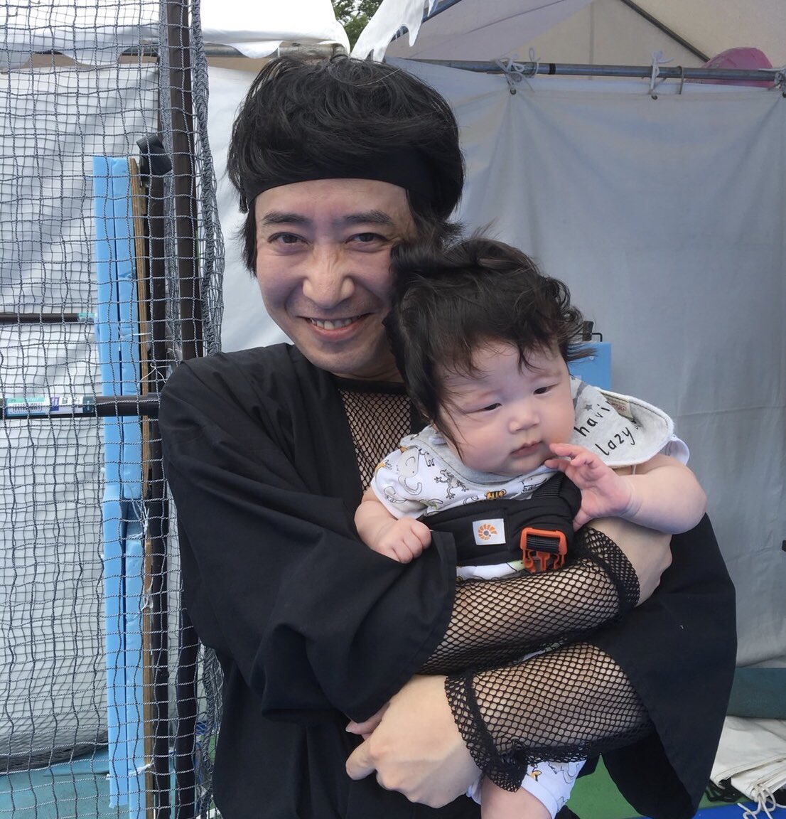 Ninja_Masuda's tweet photo. 11月21～23日に、上野恩賜公園にて「NINJAフェスタ」開催！　拙者は23日に、伊賀流忍者店のスタッフとして久しぶりに推参するので、お暇なら会いに来て I・NEED・YOU！　下記は休憩時間で不在。23日の店の終了は16:30です。（写真は以前のもので��）
×　11:30～12:00
×　13:30～14:00
×　15:30～16:00 https://t.co/OsfXIwi5Xg