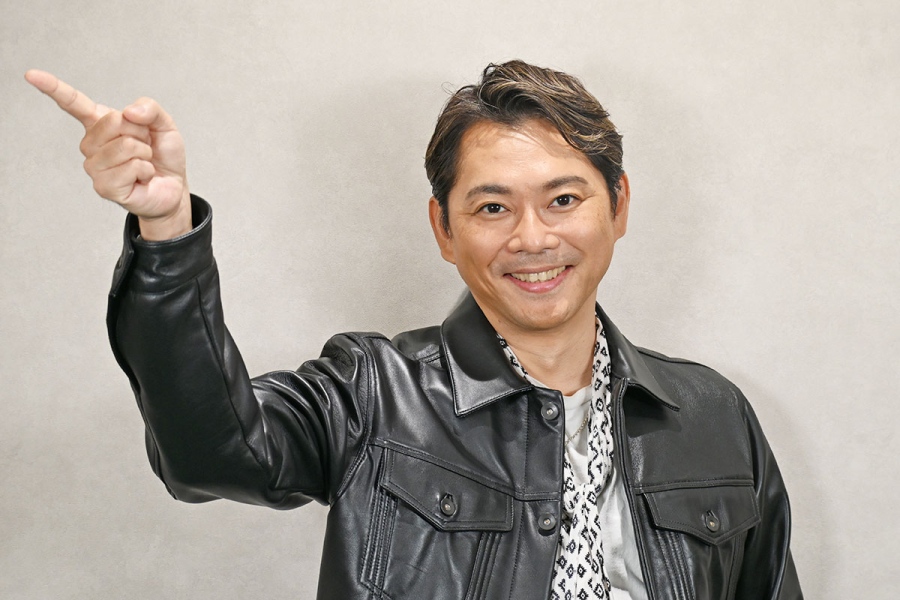 lmaga_jp's tweet photo. 今井翼さん、大阪で語る🪽
滝沢秀明＆ジュニアへの想い…

「楽曲、ファンも“僕のタカラモノ”」
👉https://t.co/7b8C42fqYF https://t.co/iuPSuLDcWP