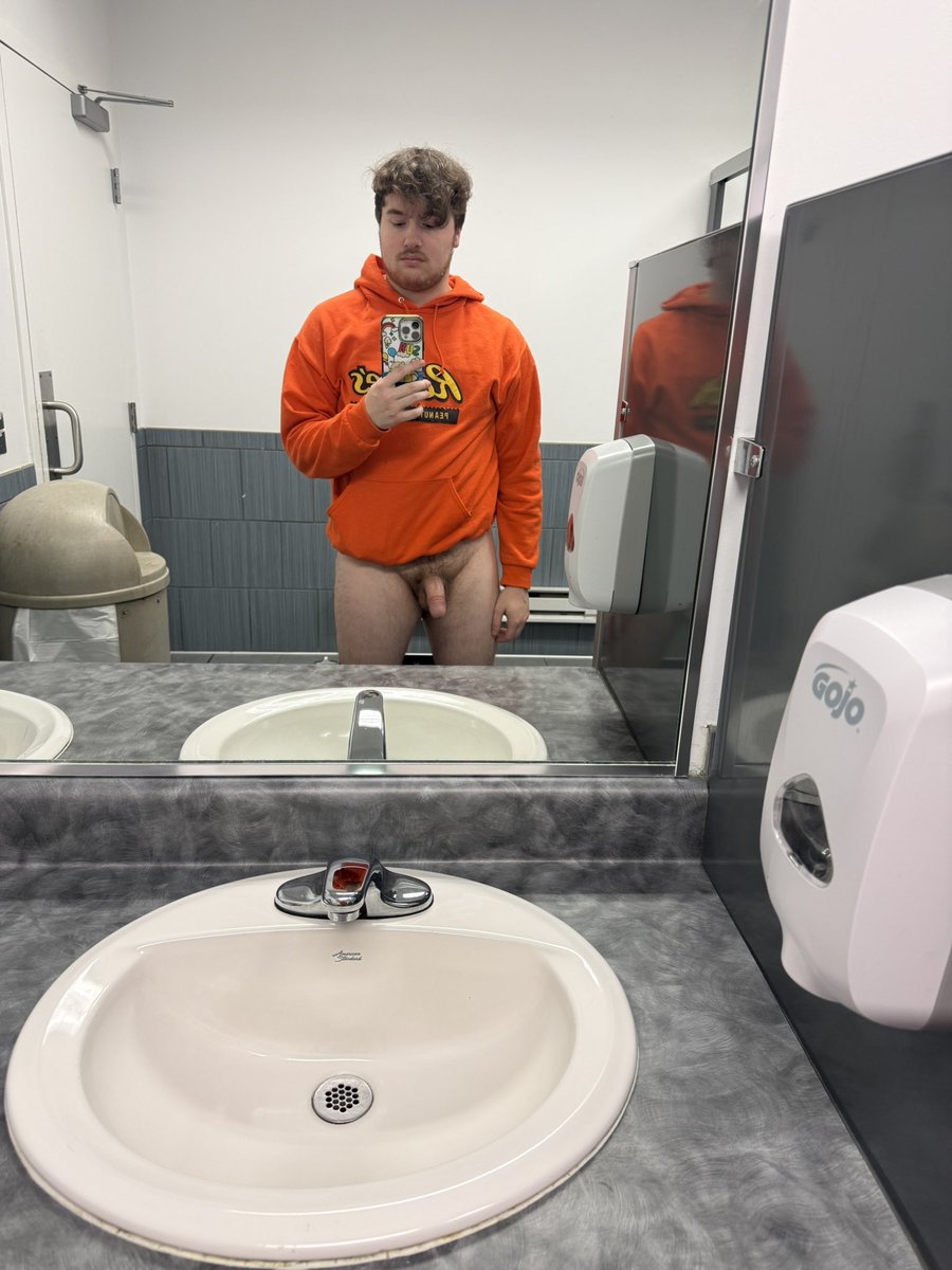 QuesoNSFW's tweet photo. Some bathroom selfies
#dick #cock #public #bathroom #gay #exhibitionist #boner #bwc #circumcised #penis #faceandcock #hairy #softy #erection #naked #nude https://t.co/6cTwBZeH8E