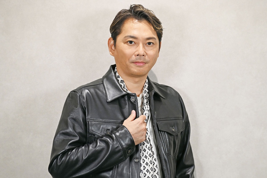 lmaga_jp's tweet photo. 今井翼さん、大阪で語る🪽
滝沢秀明＆ジュニアへの想い…

「楽曲、ファンも“僕のタカラモノ”」
👉https://t.co/7b8C42fqYF https://t.co/iuPSuLDcWP