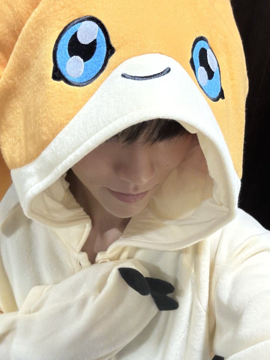 mugs_ku's tweet photo. 아 미친 내 안의 음심이 깨어난다
어떻게 커플 퍼컬이 오타쿠변태퍼리(ㅈㄴ신기한단어) https://t.co/SMST2PdMCf